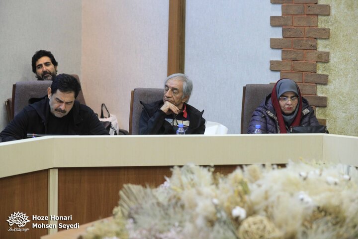 سلسله‌نشست‌های «حافظ‌خوانی»