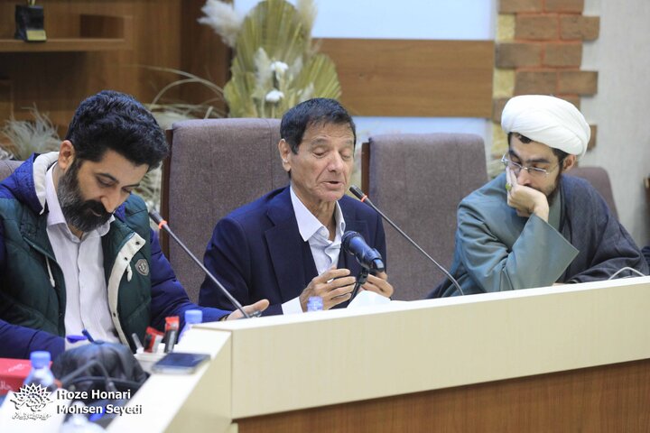 هرگز نمیرد آن که دلش زنده شد به عشق