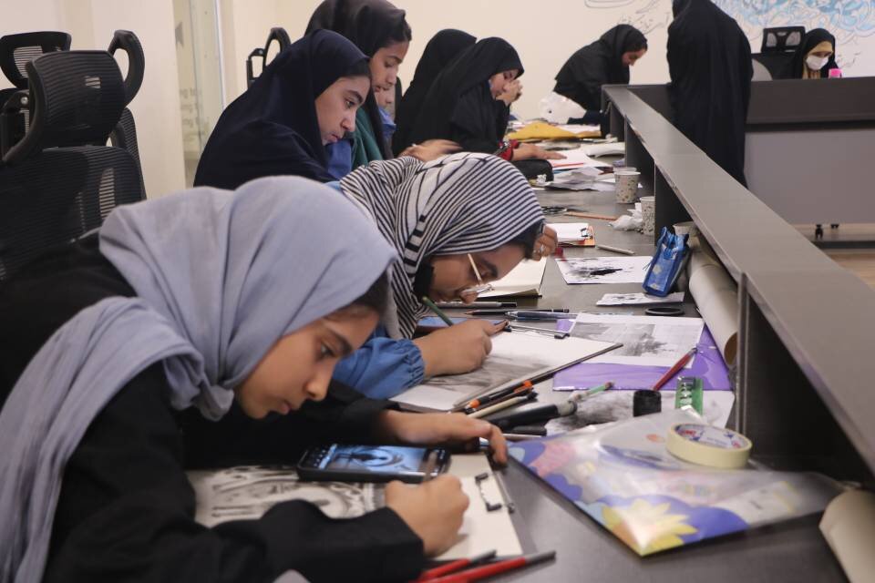 رونمایی بیش از ۲۰۰ آثار هنری نواجوانان در «نقش طوفان»
