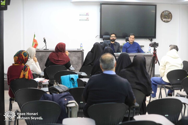 دوشنبه ها به وقت کتاب