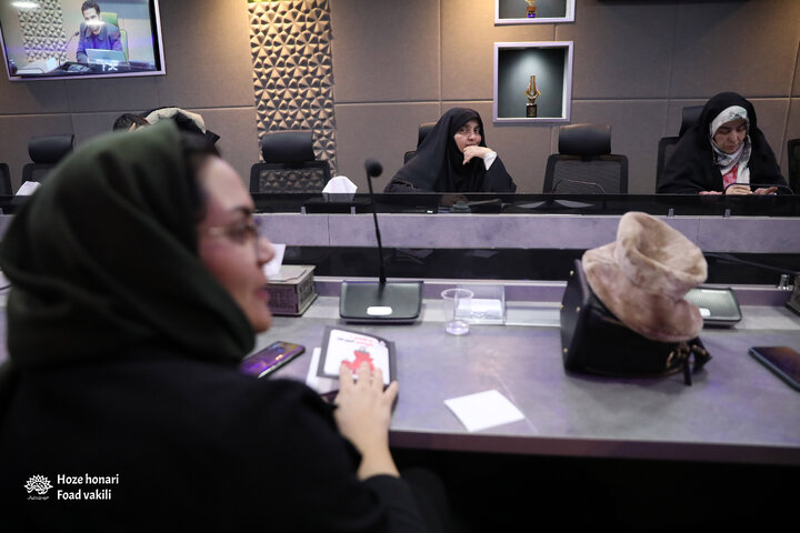 دوشنبه  ها به وقت