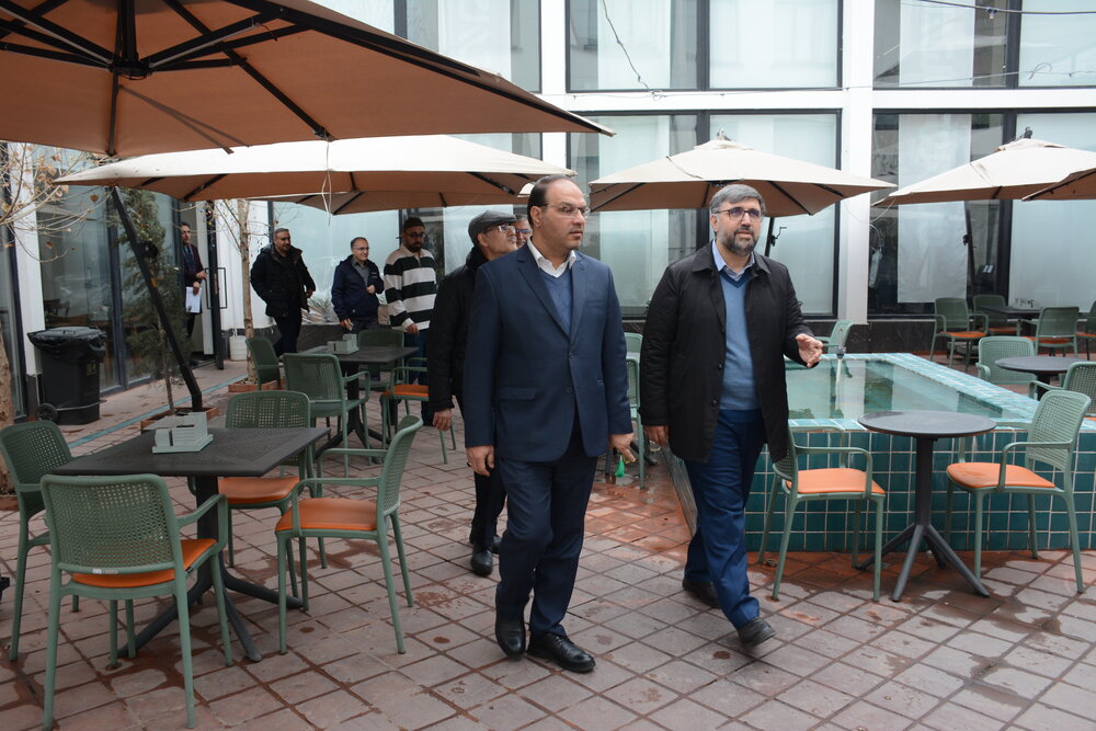 بازدید معاون علمی، فرهنگی و اجتماعی سازمان برنامه و بودجه از مجموعه «کارستان بهارستان»