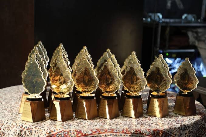 جایزه شهید همدانی؛ رویدادی که با تایید حاج قاسم بر آثار مقاومت و مدافعان حرم تمرکز دارد/ درخشش تولیدات سوره مهر