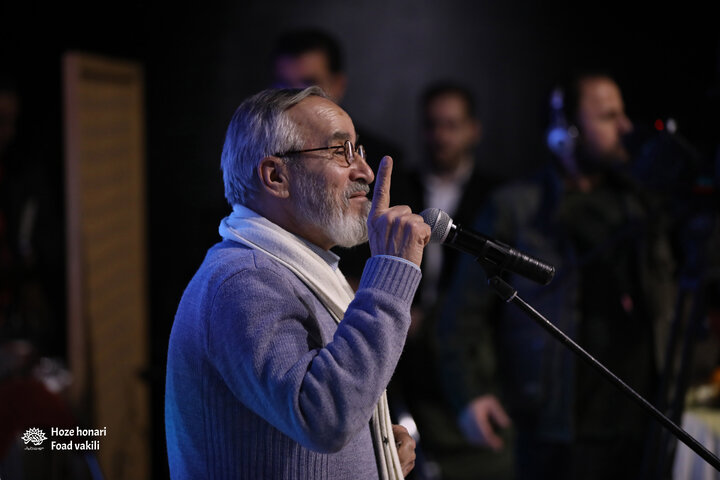 نشست صمیمانه ریاست حوزه هنری با کارگردانان و کارشناسان نمایش استان‌های حوزه هنری