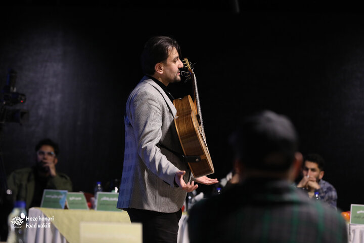 نشست صمیمانه ریاست حوزه هنری با کارگردانان و کارشناسان نمایش استان‌های حوزه هنری