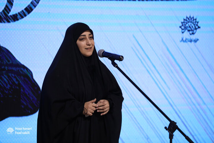 نشست صمیمانه ریاست حوزه هنری با کارگردانان و کارشناسان نمایش استان‌های حوزه هنری