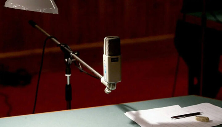 پخش برنامه «لبخند ردیف» با همکاری دفتر طنز آغاز شد