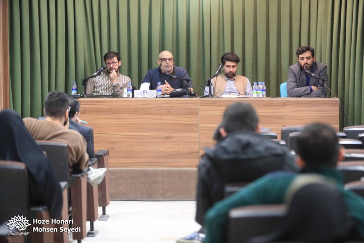 چیزی میان «انقلاب و ناانقلاب»