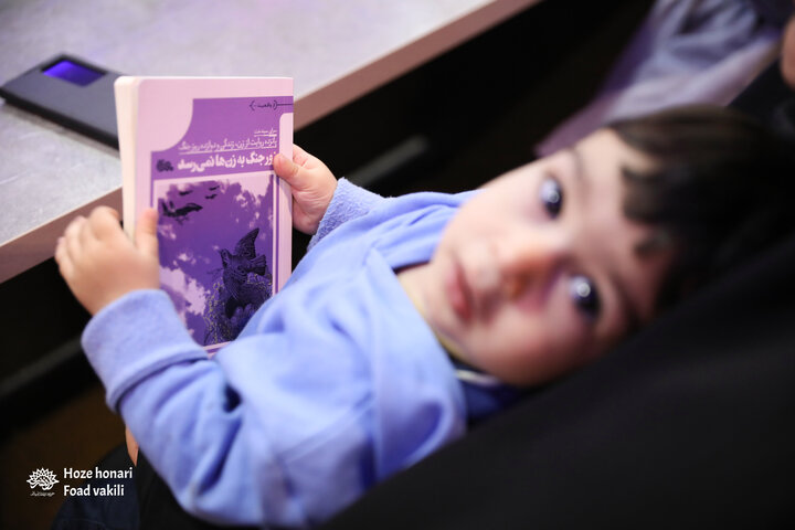 کتاب «زور جنگ به زن‌ها نمی‌رسد» رونمایی شد/ پانزده روایت از زن، زندگی و دوازده روز جنگ