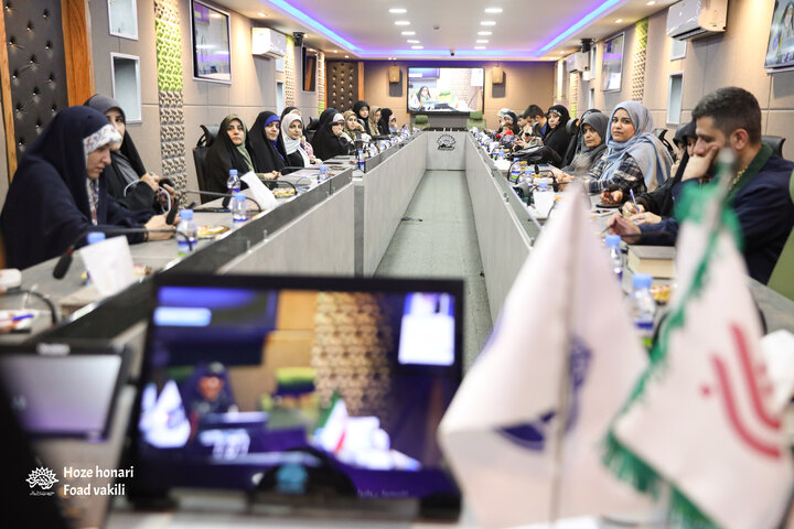 رونمایی کتاب