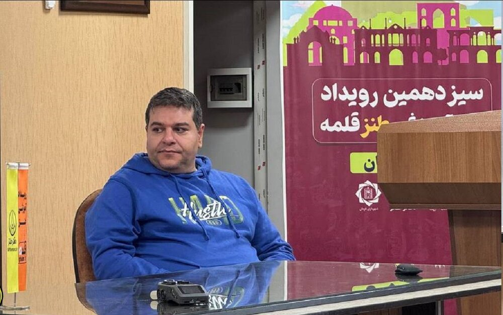 حسین کلهر: «قلمه» حلقه اتصال طنزپردازان جوان و پیشکسوت است