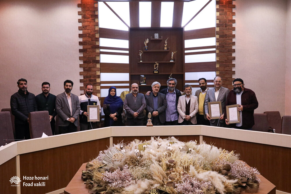 چهارمین نشان سروسیمین «پارسی‌جان» اهدا شد