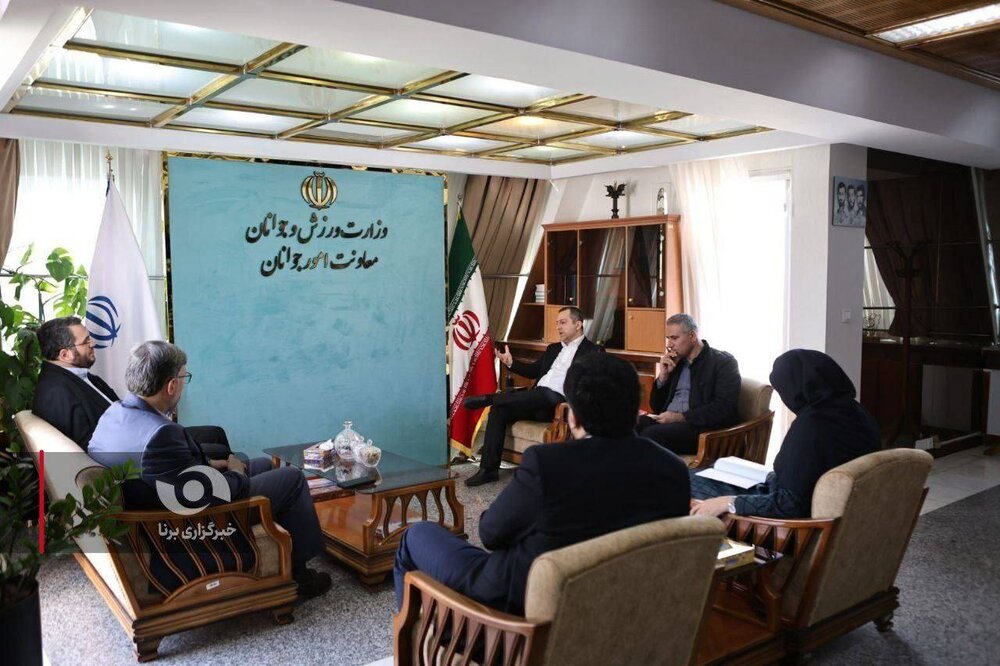 تعامل حوزه هنری و وزارت ورزش و جوانان در راستای تولید محتوای نوآورانه در حوزه جوانان