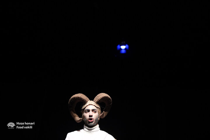 نمایش می خواستم اسبش باشم