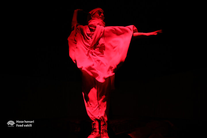 نمایش می خواستم اسبش باشم