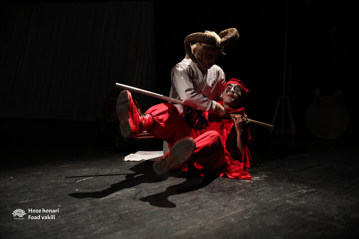 نمایش می خواستم اسبش باشم