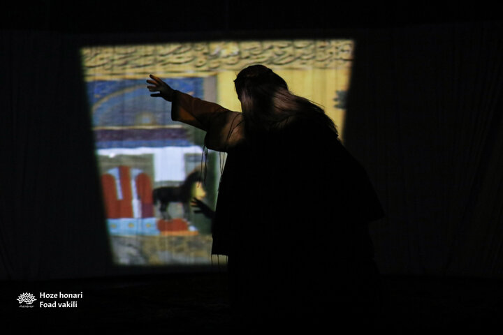 نمایش می خواستم اسبش باشم