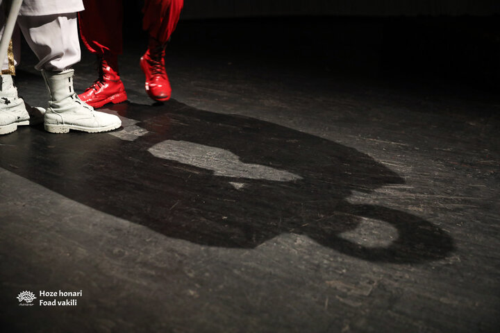 نمایش می خواستم اسبش باشم