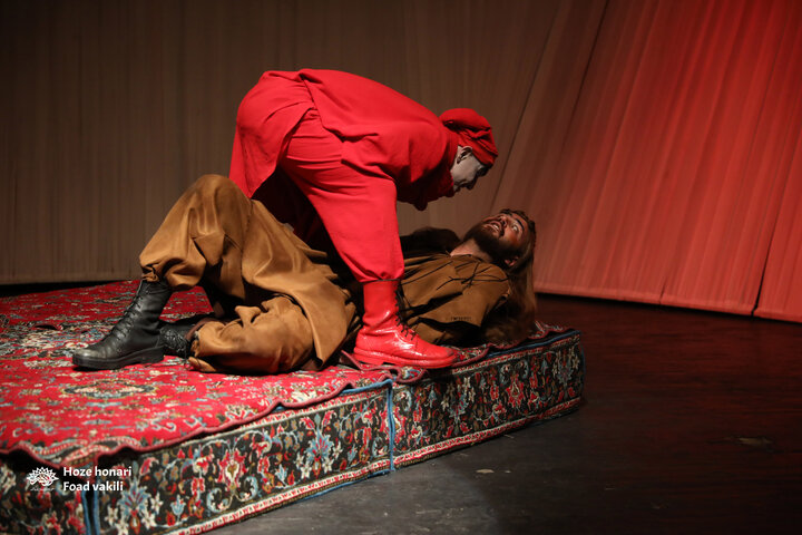 نمایش می خواستم اسبش باشم