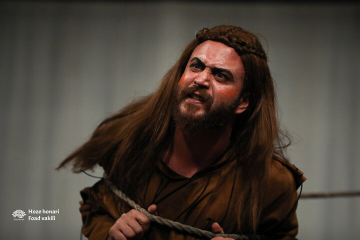 نمایش می خواستم اسبش باشم