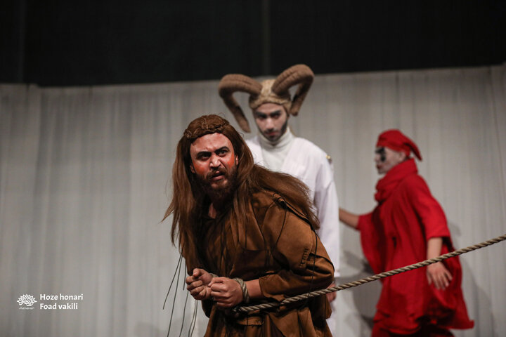 نمایش می خواستم اسبش باشم