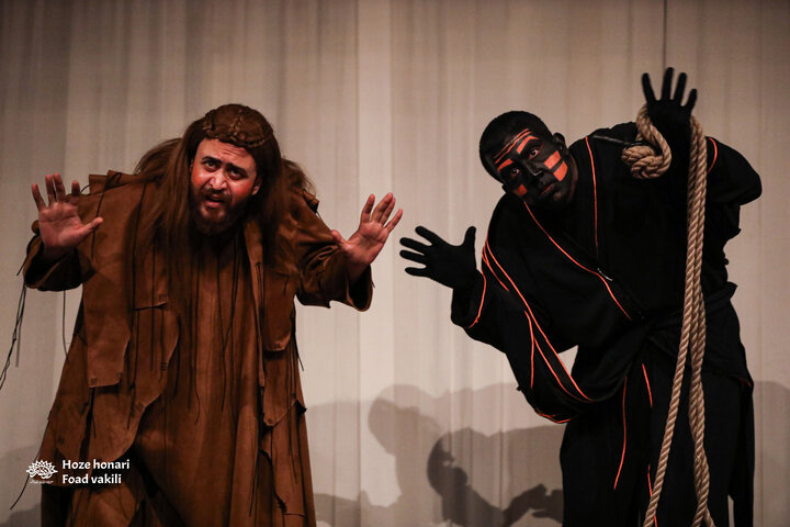 نمایش می خواستم اسبش باشم