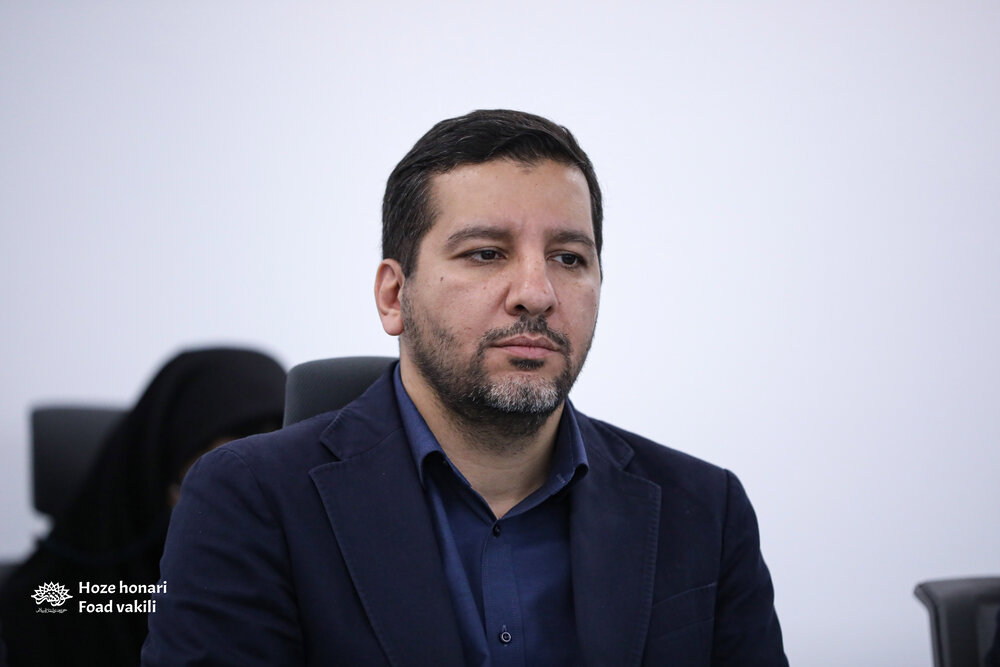 بازدید معاون برنامه و بودجه از کارستان