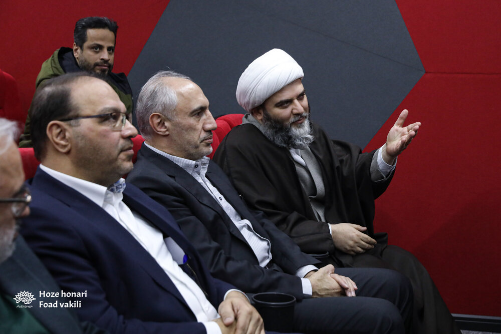 بازدید معاون برنامه و بودجه از کارستان