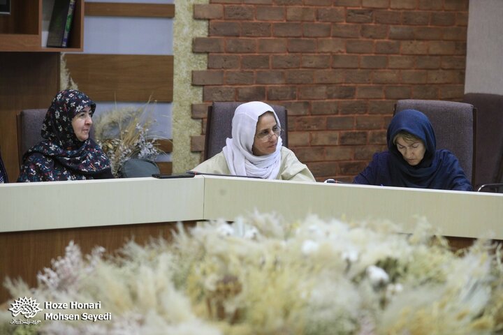 سلسله‌نشست‌های «بازار شکرفروشان»