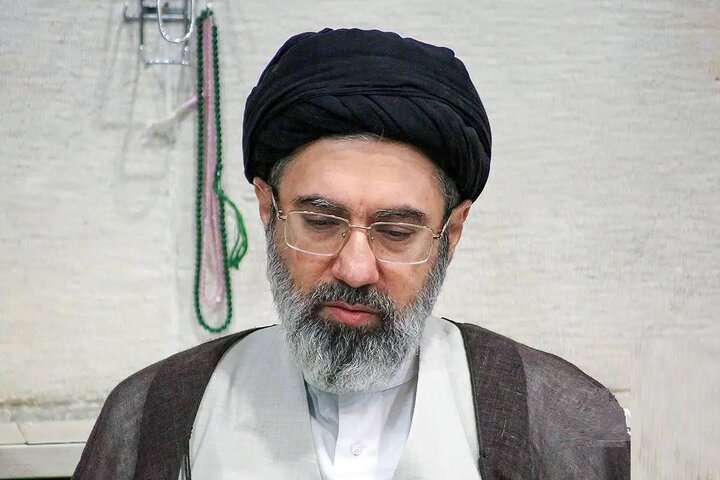 چه مبارک سحری بود و چه فرخنده شبی