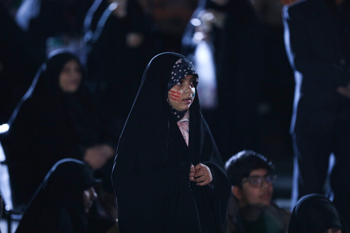 آرش کمانگیر مقابل دانشگاه تهران
