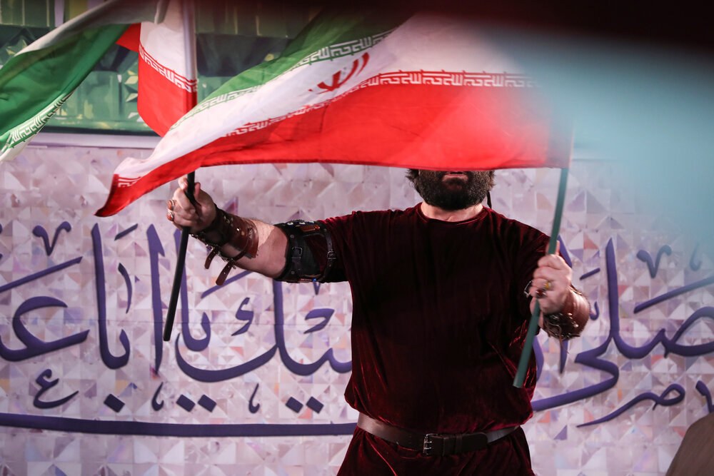 هفته هنر انقلاب با اجرای نمایش‌های میدانی در تهران و استان‌ها آغاز شد