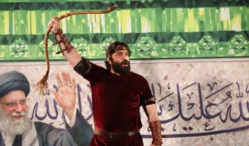 اجرای میدانی «مشت و میدان» در میادین/ از آرش کمانگیر تا میرزا کوچک خان جنگلی