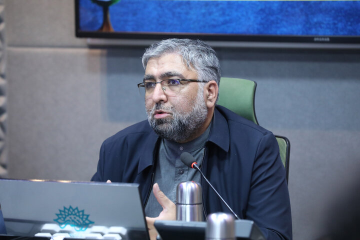 جلسه هم اندیشی جمعی از شعرا و نوحه سرایان فعال در دفاع مقدس سوم