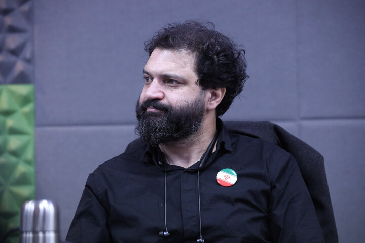 جلسه هم اندیشی جمعی از شعرا و نوحه سرایان فعال در دفاع مقدس سوم