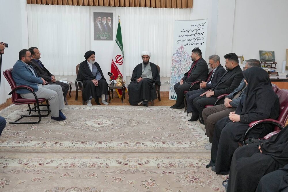 چهره‌های سال هنر انقلاب اسلامی در چهارمحال و بختیاری معرفی شدند