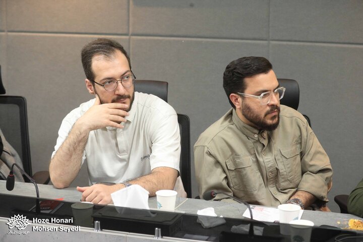 هنرجویان مدرسه نویسندگی شاهد