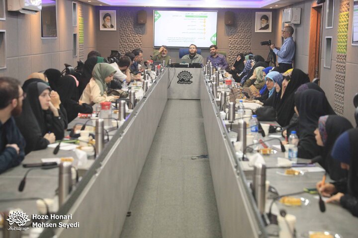 هنرجویان مدرسه نویسندگی شاهد