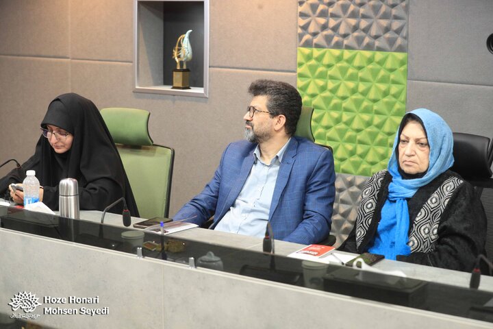 هنرجویان مدرسه نویسندگی شاهد
