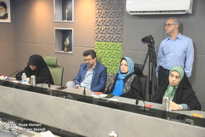 هنرجویان مدرسه نویسندگی شاهد