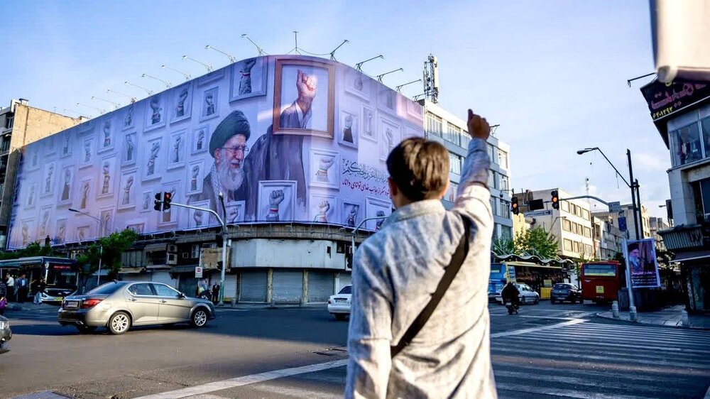 دیوارنگاره جدید جمهوری رونمایی شد / پیوستن بیش از ۳۱ میلیون ایرانی به پویش «جانفدا»