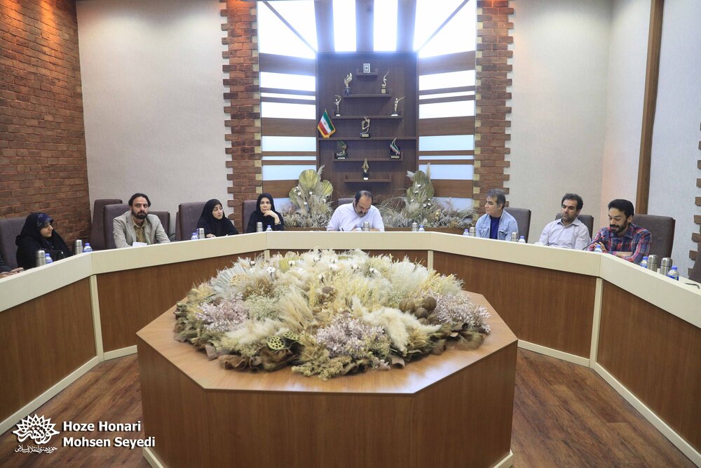 📷اعطای احکام مدیران دفاتر تخصصی مرکز نمایشی سوره