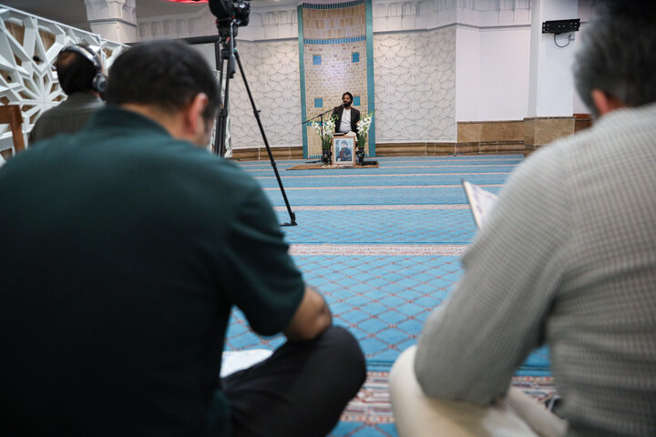 خداحافظی همکاران «حمزه جهانی» در مسجد شهید آیت الله خامنه ای