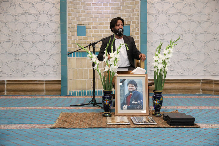 خداحافظی همکاران «حمزه جهانی» در مسجد شهید آیت الله خامنه ای