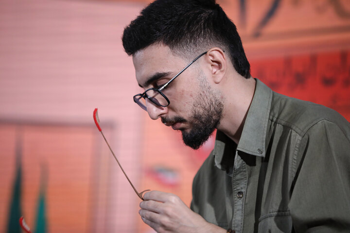 دومین روز برنامه «عصر شعر عاشقانه بخوان»