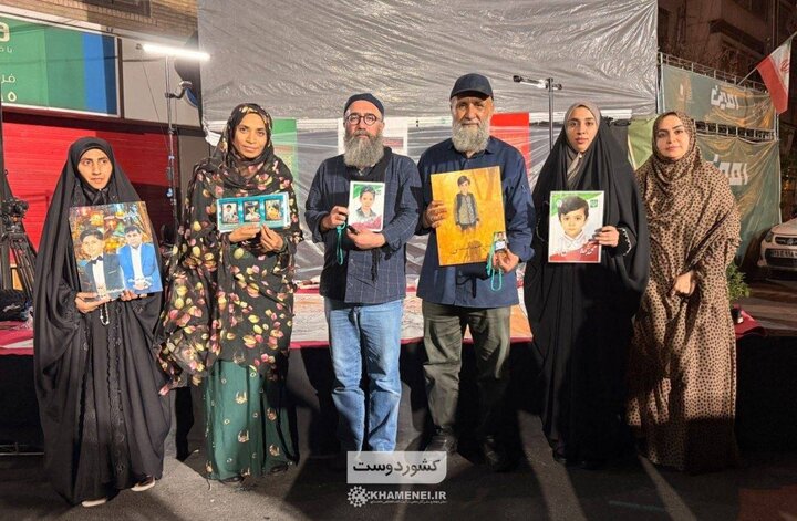 سومین رویداد «نقش میان میدان» در رواق کشوردوست رقم خورد/ کتیبه‌ «مثلی لا یُبایَع مثله» در شب عید غدیر اجرا و رونمایی شد
