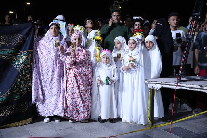 جشنواره بین‌المللی سرود «یدا بید» باحضور هزاران نفری مردم بصره آغاز شد