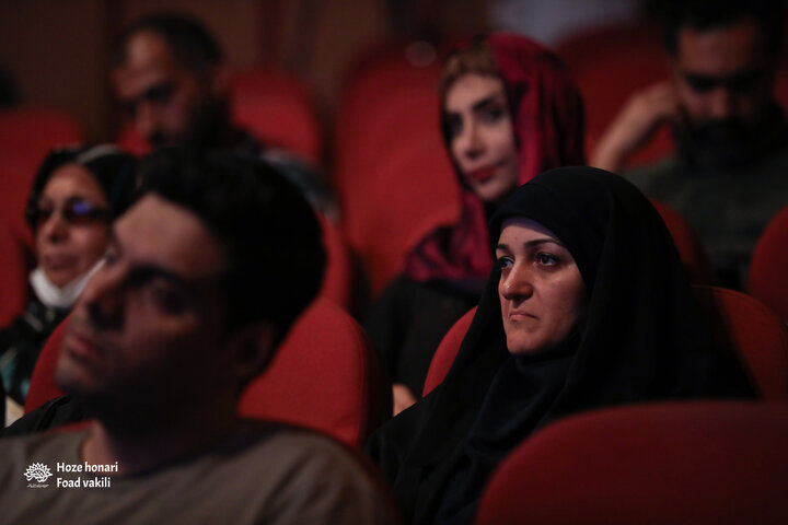 رونمایی از مجموعه نمایشنامه آینه در آینه