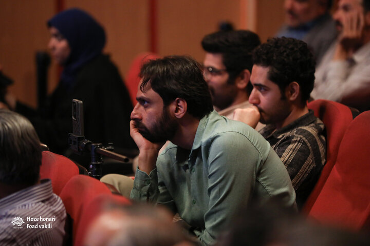 رونمایی از مجموعه نمایشنامه آینه در آینه