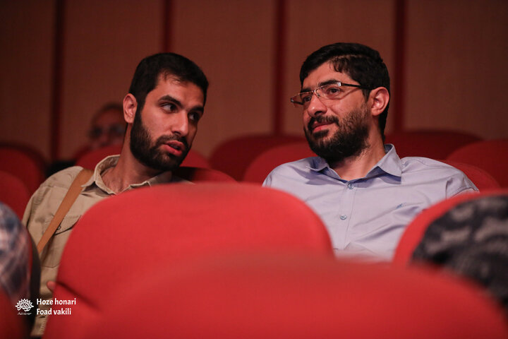 رونمایی از مجموعه نمایشنامه آینه در آینه